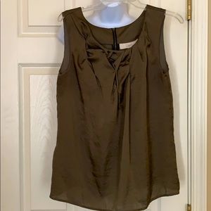 NWT silky sleeveless blouse